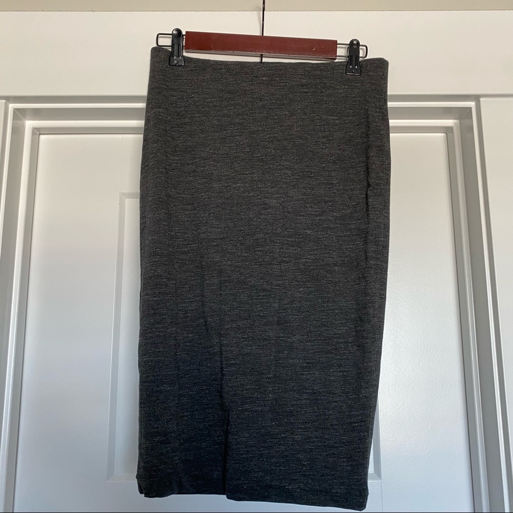 H&M Heather Gray Stretchy Skirt